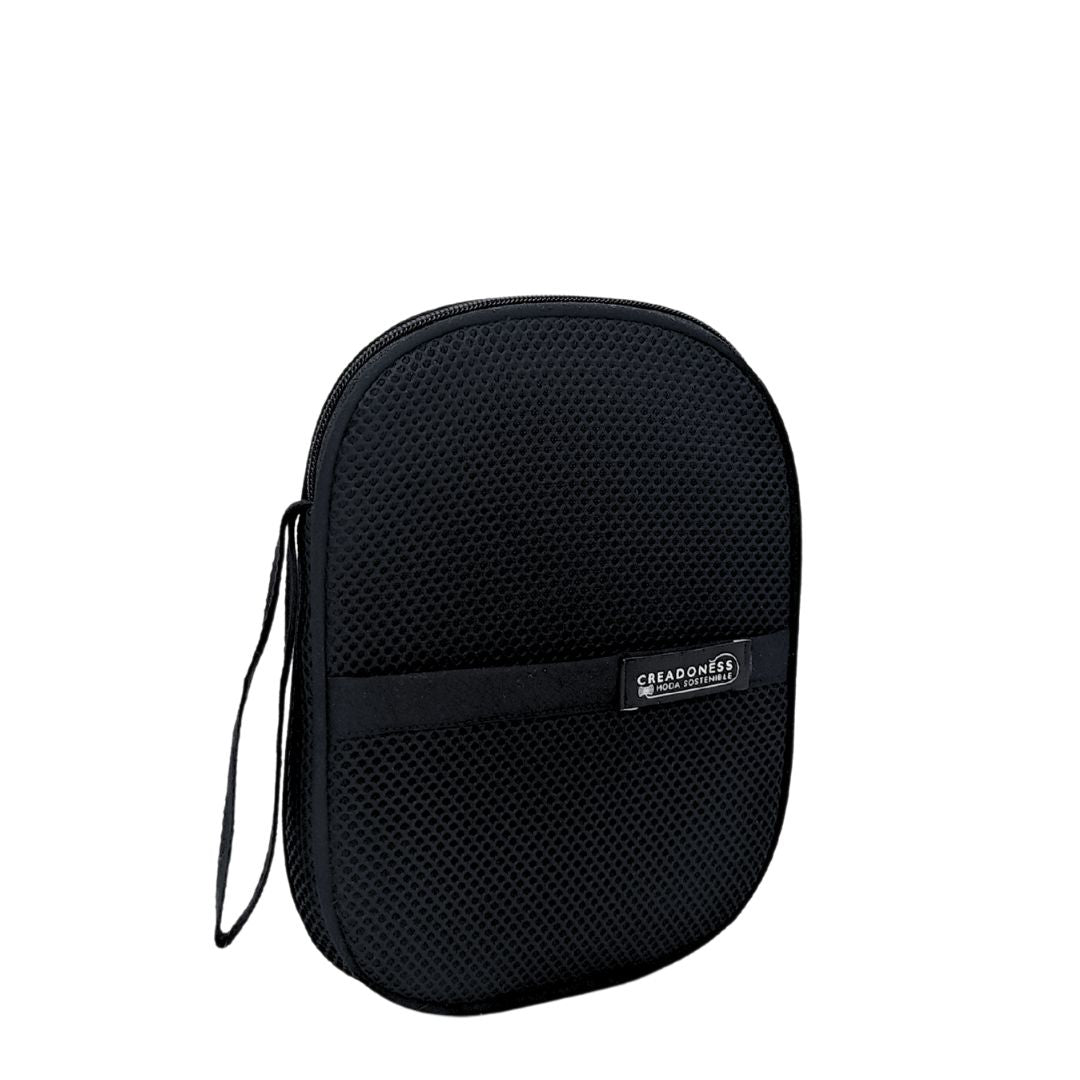 Funda Pizarnik