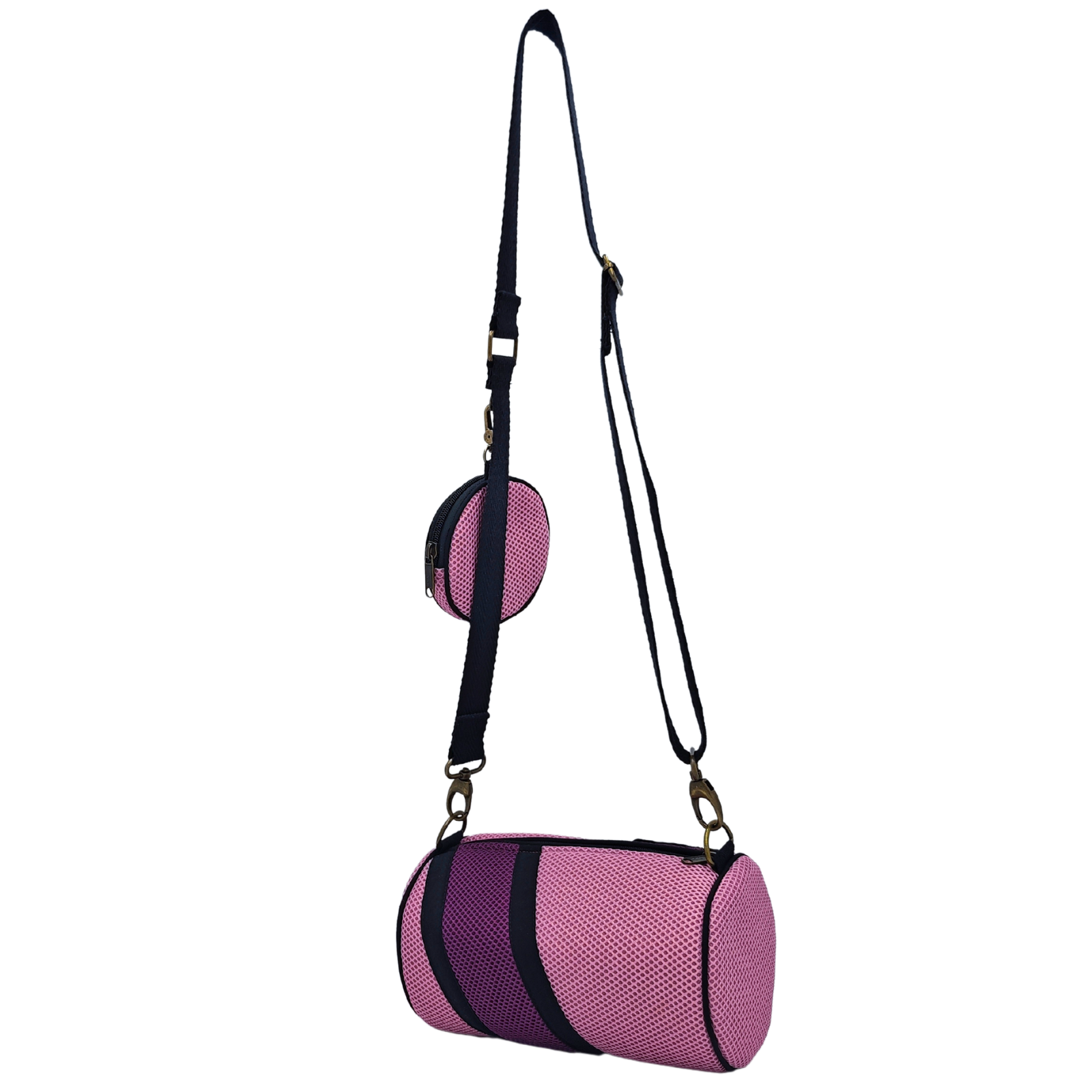 Compra nuestro mini bolso con monedero, hecho a mano con tejido 3D y material reciclado, elaborado artesanalmente por las mujeres del Programa Social de Creadoness.