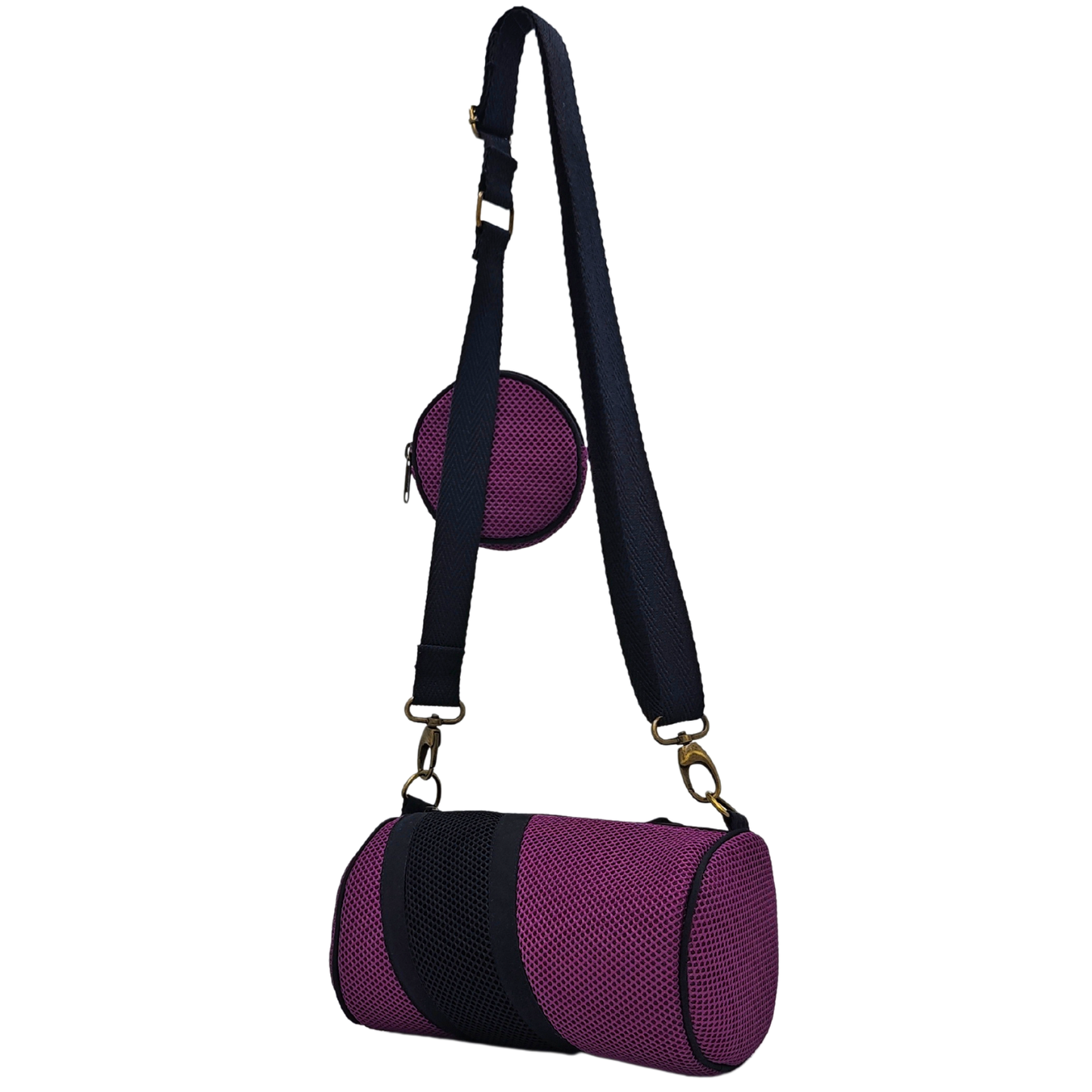 Compra nuestro mini bolso con monedero, hecho a mano con tejido 3D y material reciclado, elaborado artesanalmente por las mujeres del Programa Social de Creadoness.