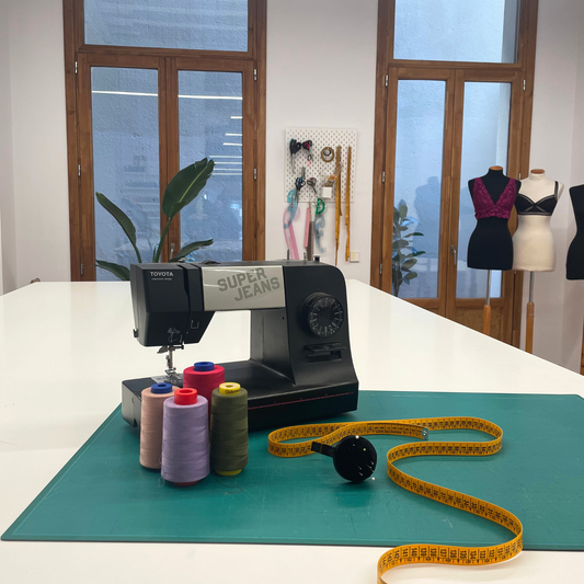 CURSO COSTURA EXPRESS: COSE TU NECESER | 3 HS