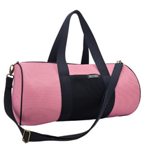 Cargar imagen en el visor de la galería, Bolso deportivo rosa y negro, hecho a mano, sostenible, estilo moderno, marca Creadoness.
